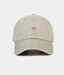 WASHED DRAWN HEART - RED.