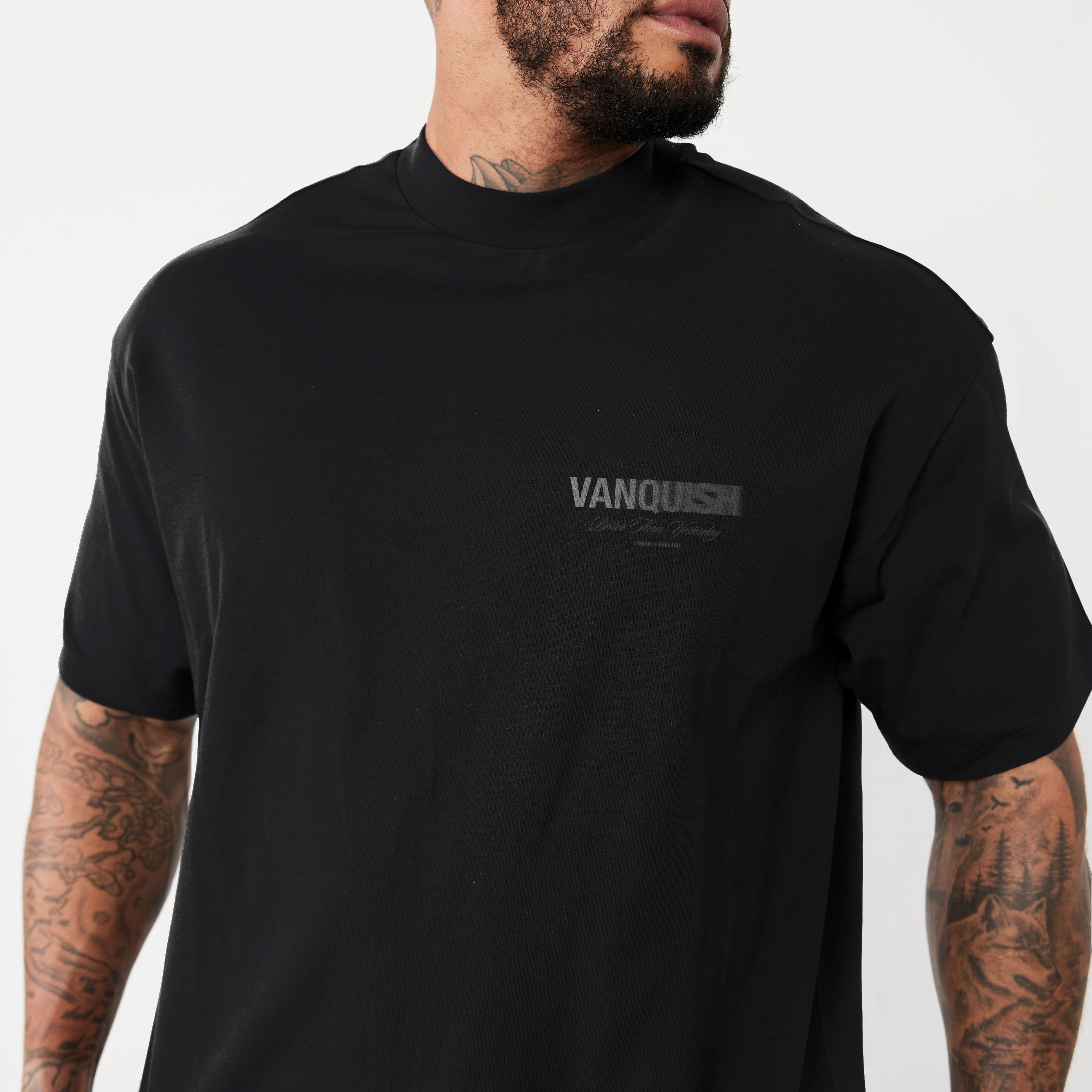 REVOLVE MOMENTUM BLACK OVERSIZED TEE